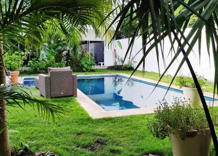 Casa Mtl *