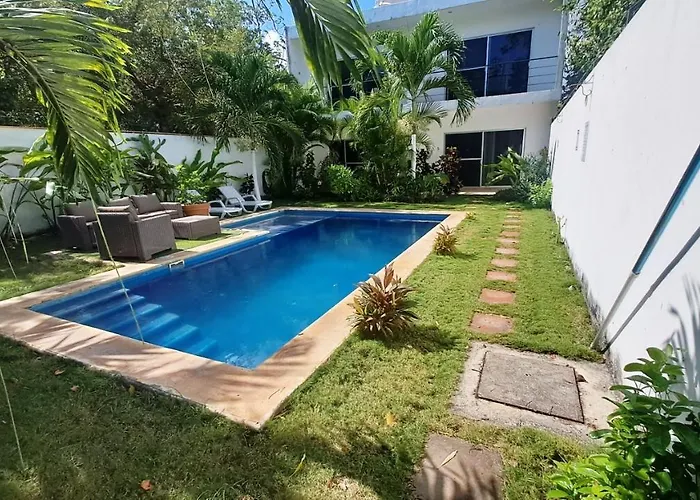 Casa Mtl *