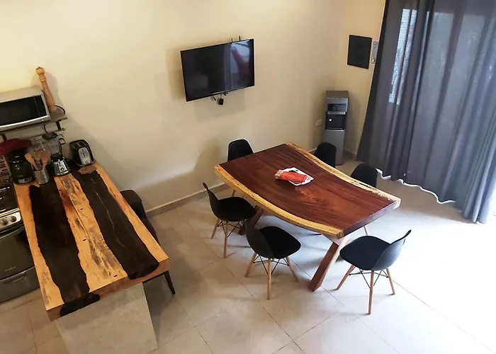 Casa Mtl *