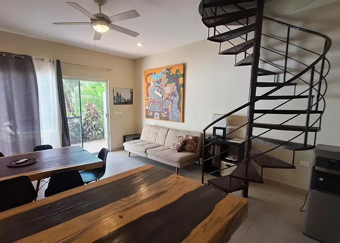 Casa Mtl *